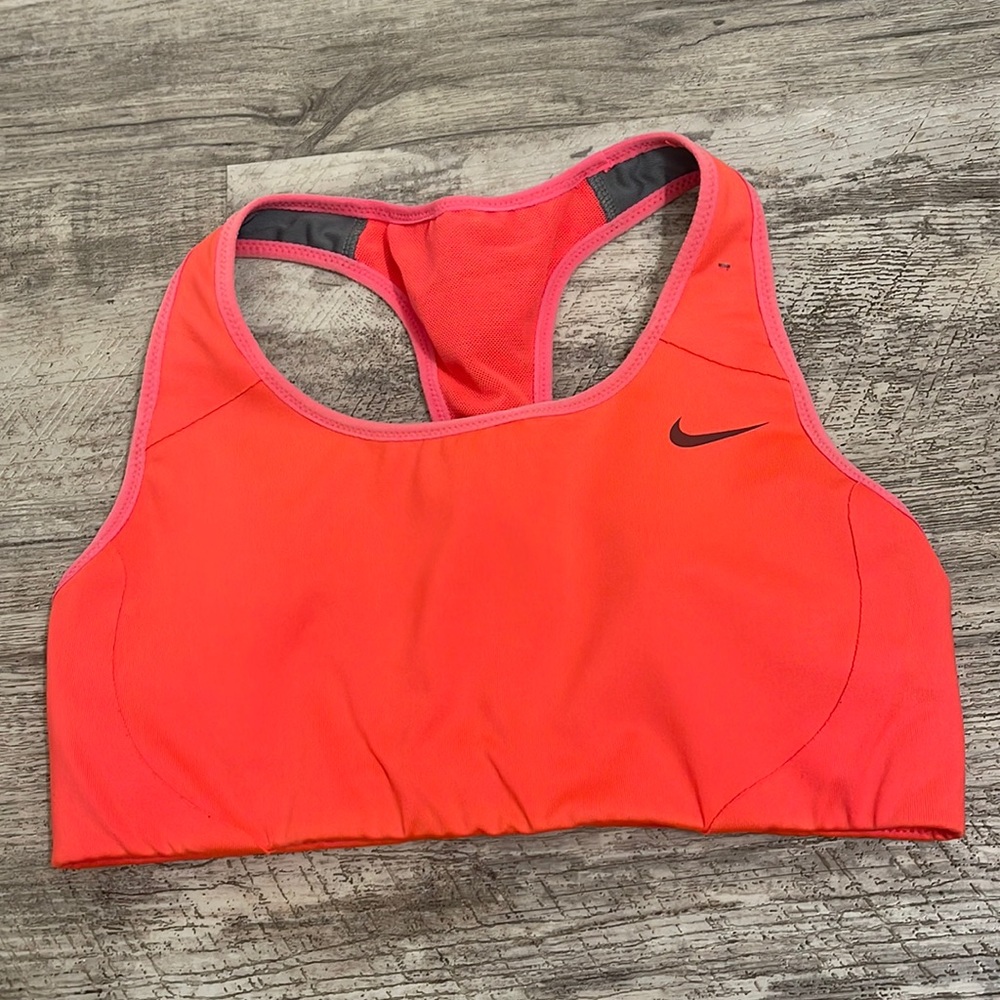 Nike sports bra size XS